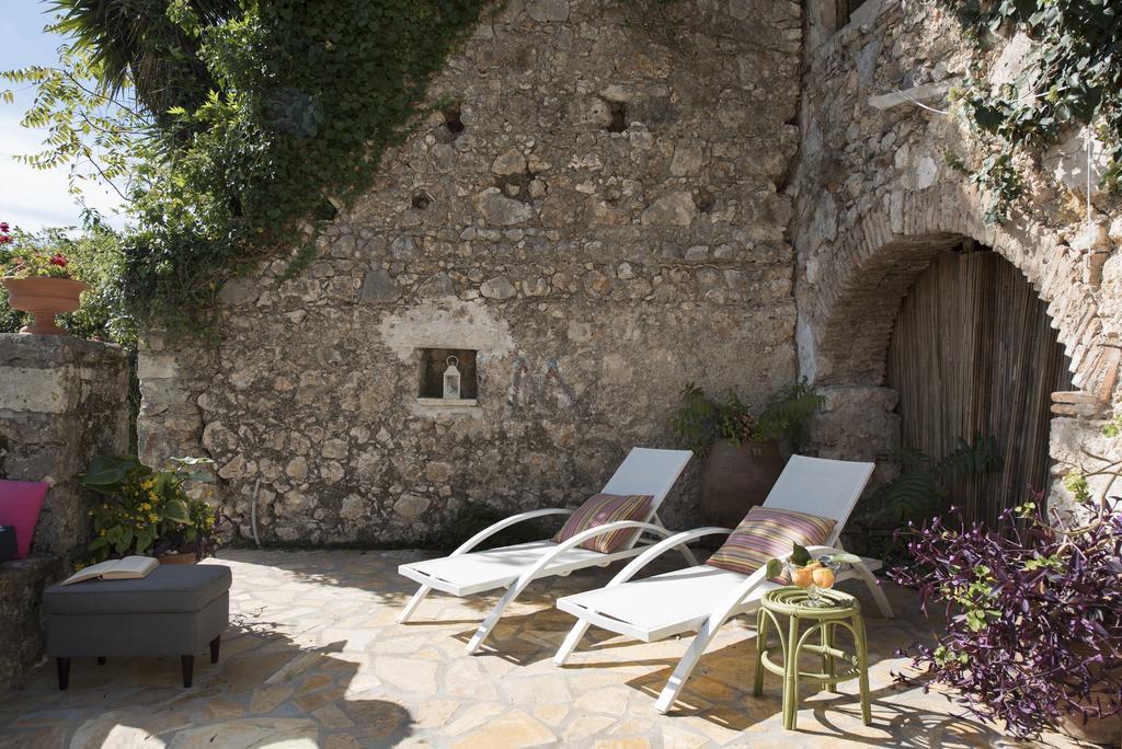 White Jasmine Cottage Áno Korakiána 외부 사진